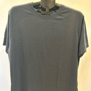 ALO Yoga Black Short Sleeve Tee - 10/10